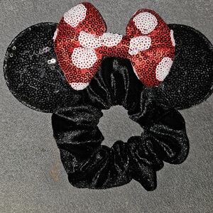 MINNIE ear hair scruncy